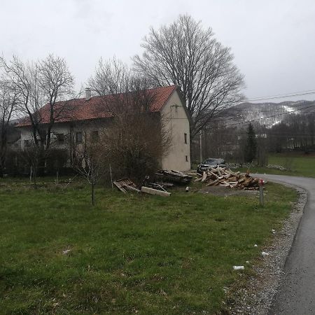 Apartma Burjuca Apartment Ajdovščina Екстериор снимка
